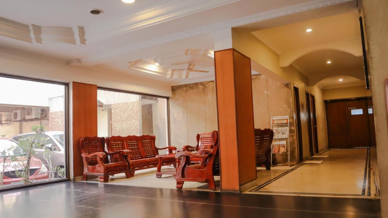 Hotel Aarathy 马杜赖 外观 照片